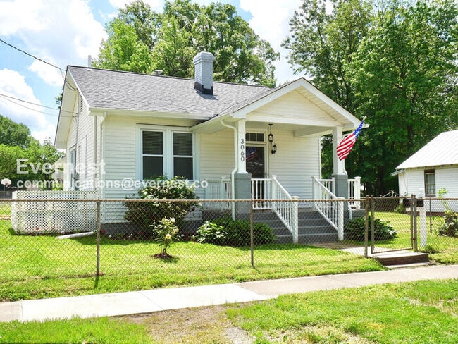 property at 3060 Stockton St