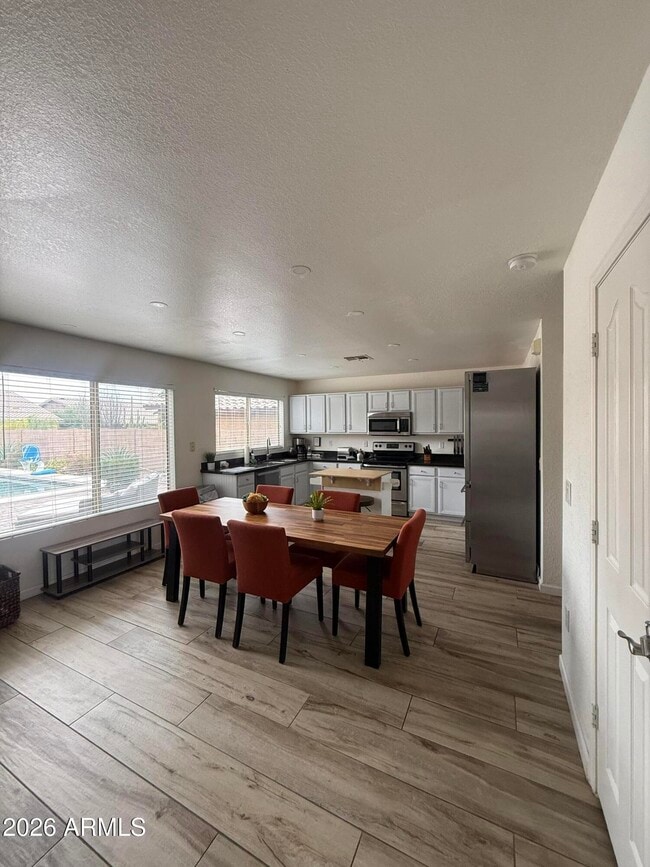 4331 E Tether Trail in Phoenix, AZ - Building Photo - Building Photo