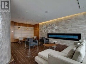 36 Park Lawn Rd in Toronto, ON - Building Photo - Building Photo