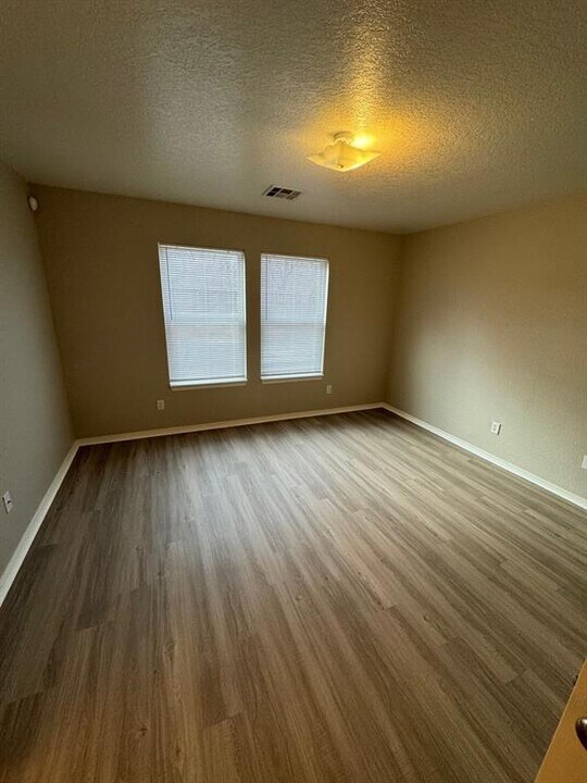 15009 Madder Dr in Edmond, OK - Foto de edificio