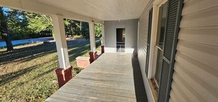 7404 GA-109 in Molena, GA - Building Photo - Building Photo