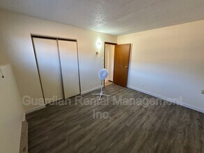 39 Kingsway Dr in Schreiber, ON - Building Photo - Building Photo