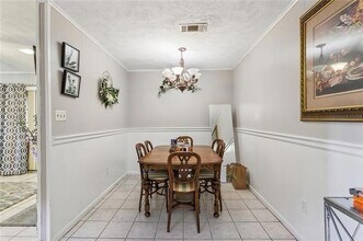 2141 Florida Ave in Kenner, LA - Foto de edificio - Building Photo