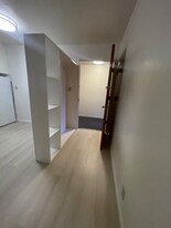 303 Lee St in Oakland, CA - Building Photo