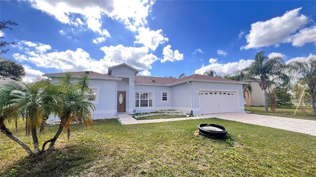 348 Aylesbury Ct in Kissimmee, FL - Building Photo - Building Photo