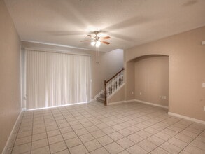 1274 Falling Star Ln in Orlando, FL - Building Photo - Building Photo