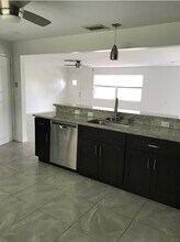 1320 Milano Dr in Naples, FL - Building Photo - Building Photo