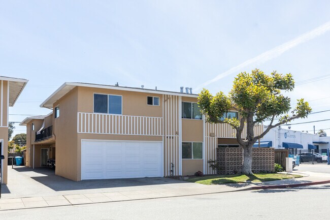 400 Studio Cir, Unit 4