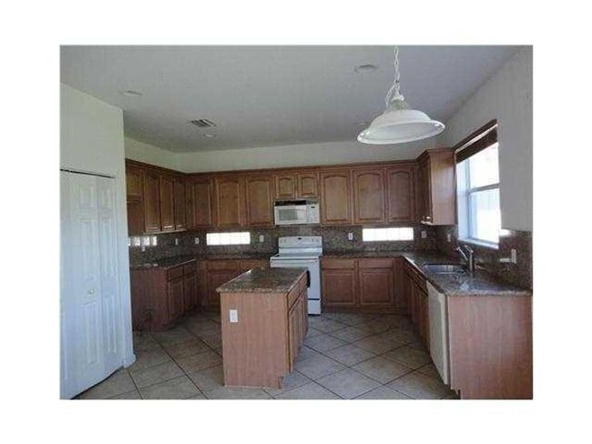 property at 1101 Center Stone Ln