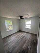 2622 28th Ave N in Texas City, TX - Building Photo - Building Photo