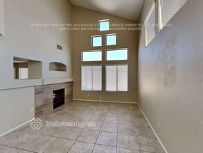 10572 Clarion River Dr in Las Vegas, NV - Building Photo - Building Photo