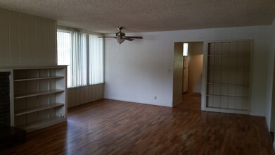 1711 Summitview Ave in Yakima, WA - Building Photo - Building Photo