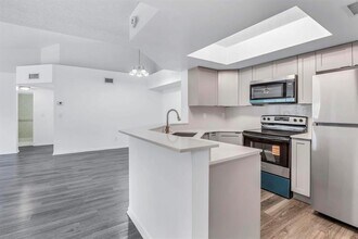 9222 W Atlantic Blvd in Coral Springs, FL - Building Photo - Building Photo
