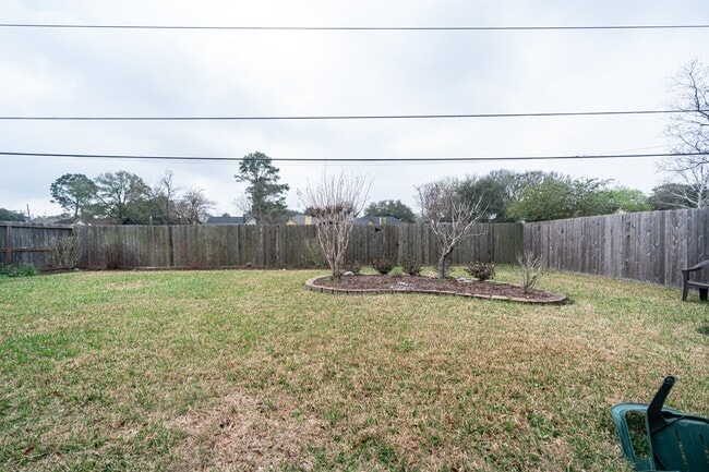 property at 3026 S Peach Hollow Cir