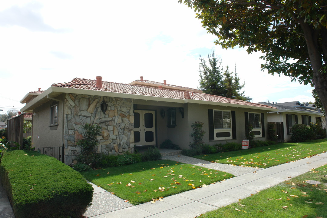 380 Richfield Dr in San Jose, CA - Building Photo