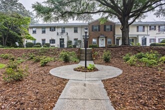 2846 Walton Way, Unit #38 in Augusta, GA - Foto de edificio - Building Photo
