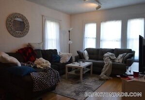 66 Murdock St, Unit 2 in Boston, MA - Building Photo