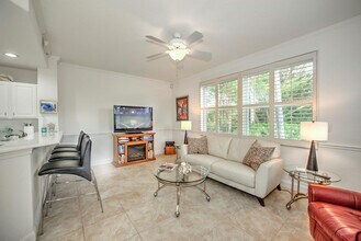 8385 Whisper Trace Way in Naples, FL - Building Photo - Building Photo