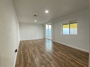 2533 S Olivia Ave in Yuma, AZ - Building Photo - Building Photo