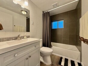 2407 S University Rd in Spokane Valley, WA - Building Photo - Building Photo