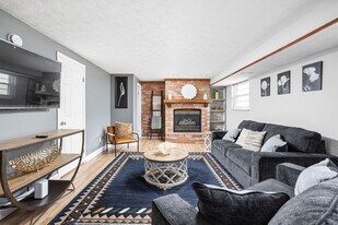 620 Southridge Ct in Westfield, IN - Building Photo