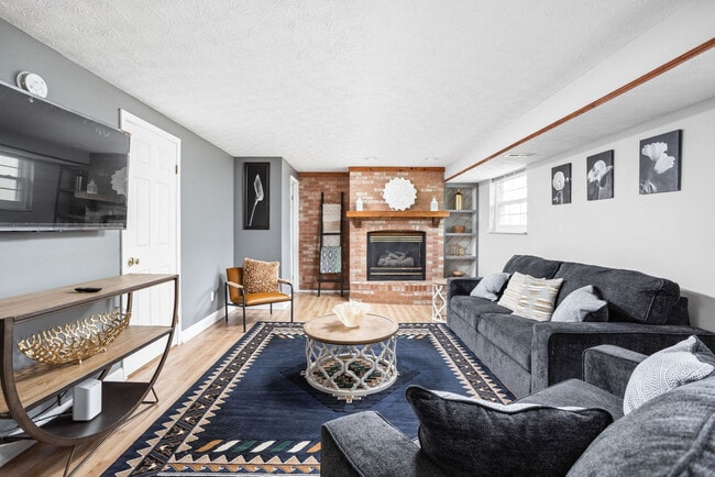 620 Southridge Ct