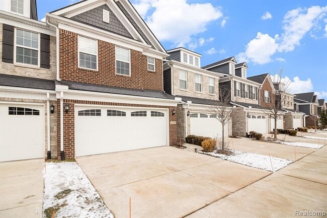 43642 Chancellor Ln in Novi, MI - Building Photo - Building Photo