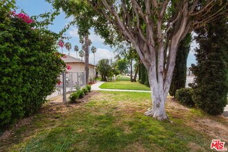 8646 Corbin Ave in Los Angeles, CA - Building Photo - Building Photo