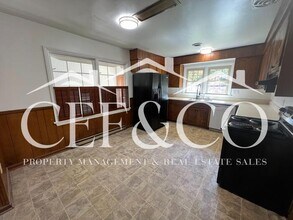 102 E Berkeley St in Chesnee, SC - Building Photo - Building Photo