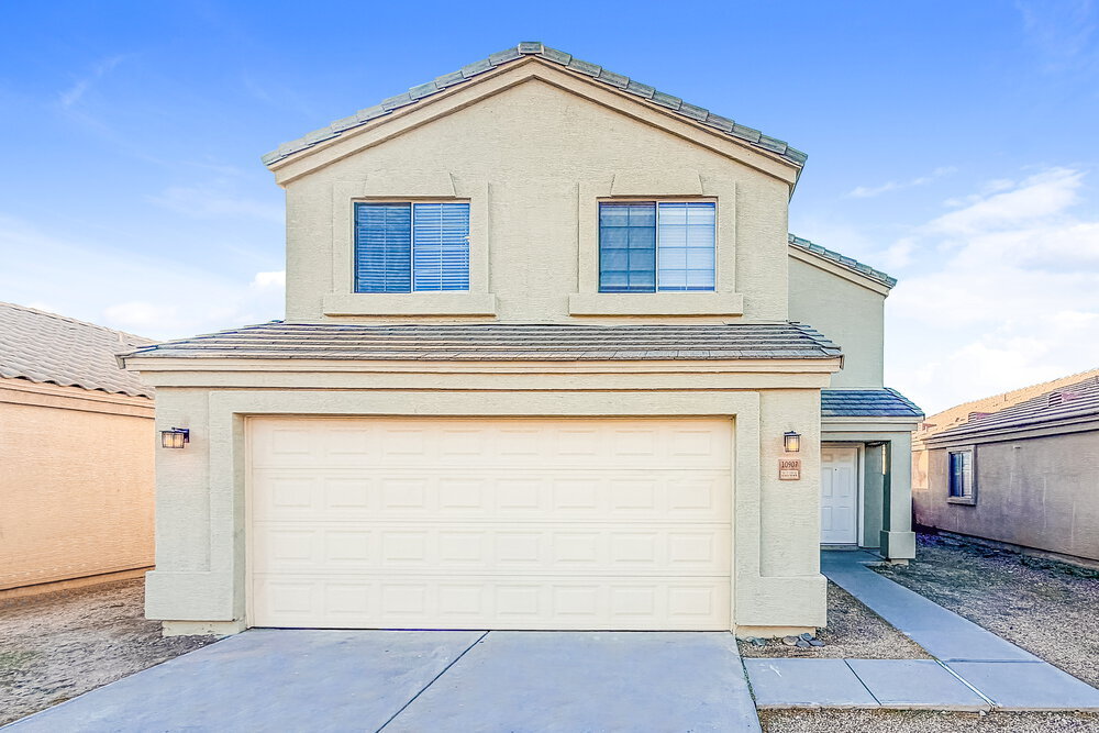 10907 E Arcadia Ave in Mesa, AZ - Building Photo