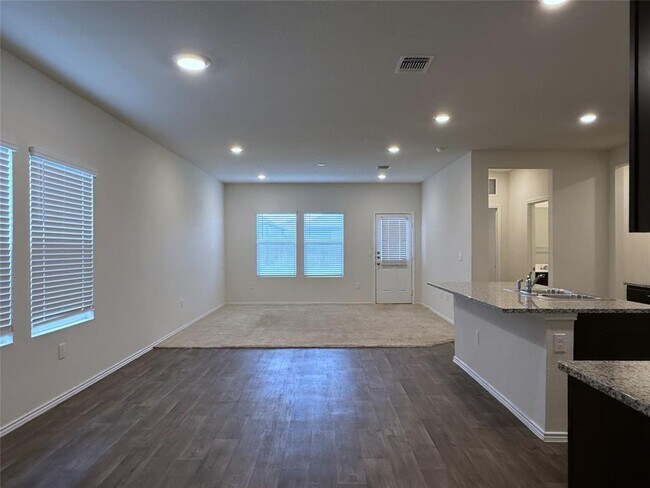 15008 Tuff Rd in Manor, TX - Building Photo - Building Photo