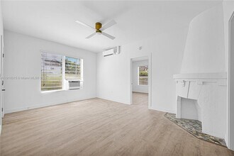 641 10th St in Miami Beach, FL - Building Photo - Building Photo