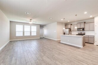 1036 Kirkham Wy in Justin, TX - Building Photo - Building Photo