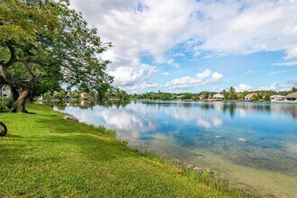 2849 Belmont Ln in Hollywood, FL - Building Photo - Building Photo