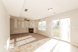 602 Sweet Creek Dr in Indianapolis, IN - Building Photo - Building Photo