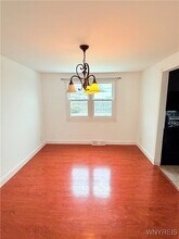 79 E Toulon Dr in Cheektowaga, NY - Building Photo - Building Photo