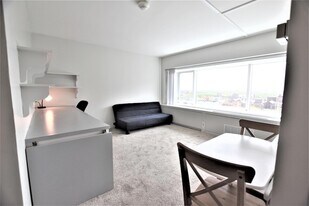 555 E William St, Unit 14B in Ann Arbor, MI - Building Photo