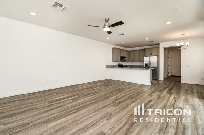 9315 E Strobe Ave in Mesa, AZ - Building Photo - Building Photo