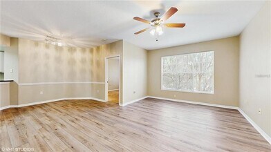 5512 Metrowest Blvd in Orlando, FL - Building Photo - Building Photo