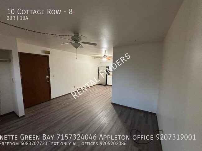 10 Cottage Row in Marinette, WI - Building Photo - Building Photo