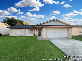 7218 Glen Trail in San Antonio, TX - Building Photo
