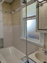 992 Linton St in Johnstown, PA - Foto de edificio - Building Photo