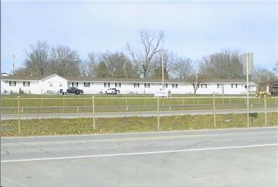 425 W Service Rd N in Wright City, MO - Building Photo