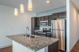 The Edge in Madison, WI - Building Photo