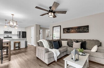 3297 Walter Dr in Johns Island, SC - Building Photo - Building Photo