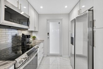 3091 N Course Dr in Pompano Beach, FL - Building Photo - Building Photo