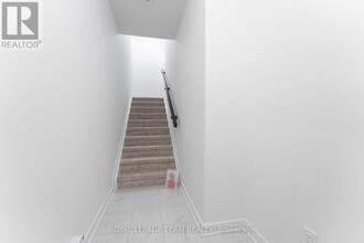 720 Mishi Private in Ottawa, ON - Building Photo - Building Photo