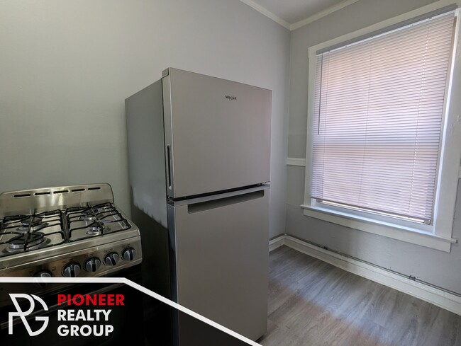 3271 W Wrightwood Ave in Chicago, IL - Building Photo - Building Photo