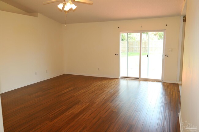 2038 Coral Reef Rd in Pensacola, FL - Building Photo - Building Photo