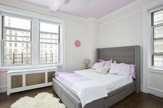 241 W 97th St in New York, NY - Foto de edificio - Building Photo